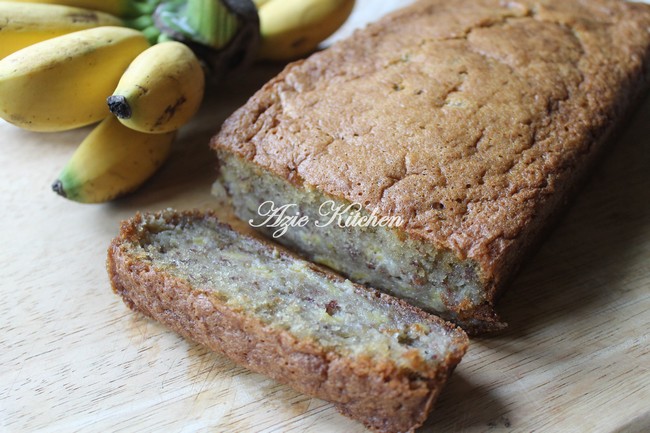 Kek Pisang Yang Sangat Lembab Azie Kitchen