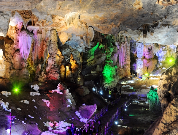 paradise+cave+quang+binh.jpg