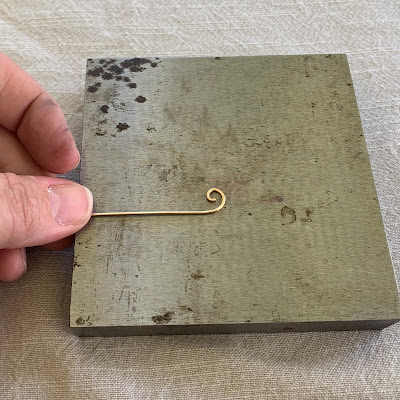 Lisa Yang Jewelry 单圈波波线戒指使用说明