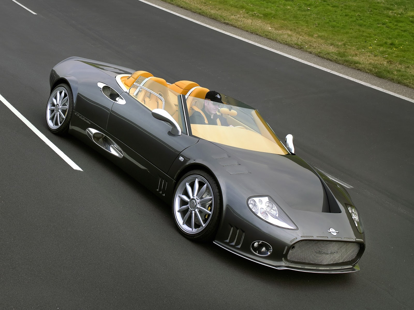 Spyker c12 Zagato салон