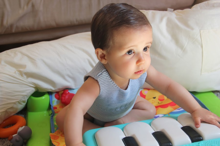 Diy tejer ropa de bebe pelele patrones gratis. Patrones lana y patrones punto.