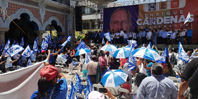 Gris cierre de campaña de Enrique Cárdenas en Tehuacán