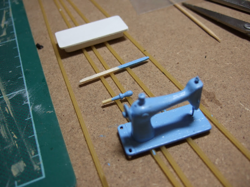 My Willowcrest Blog: 1950s sewing machine