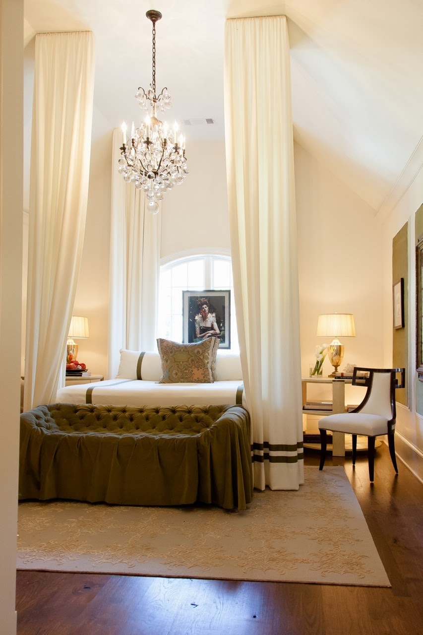 ATLANTA HOMES AND LIFESTYLES CHRISTMAS SHOWHOUSE design indulgence