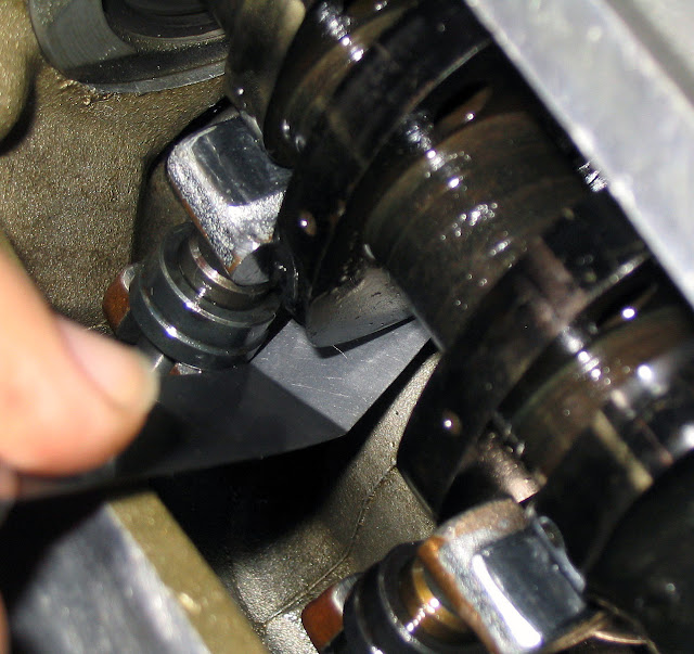 OddBike How to Adjust Ducati Desmo Valves