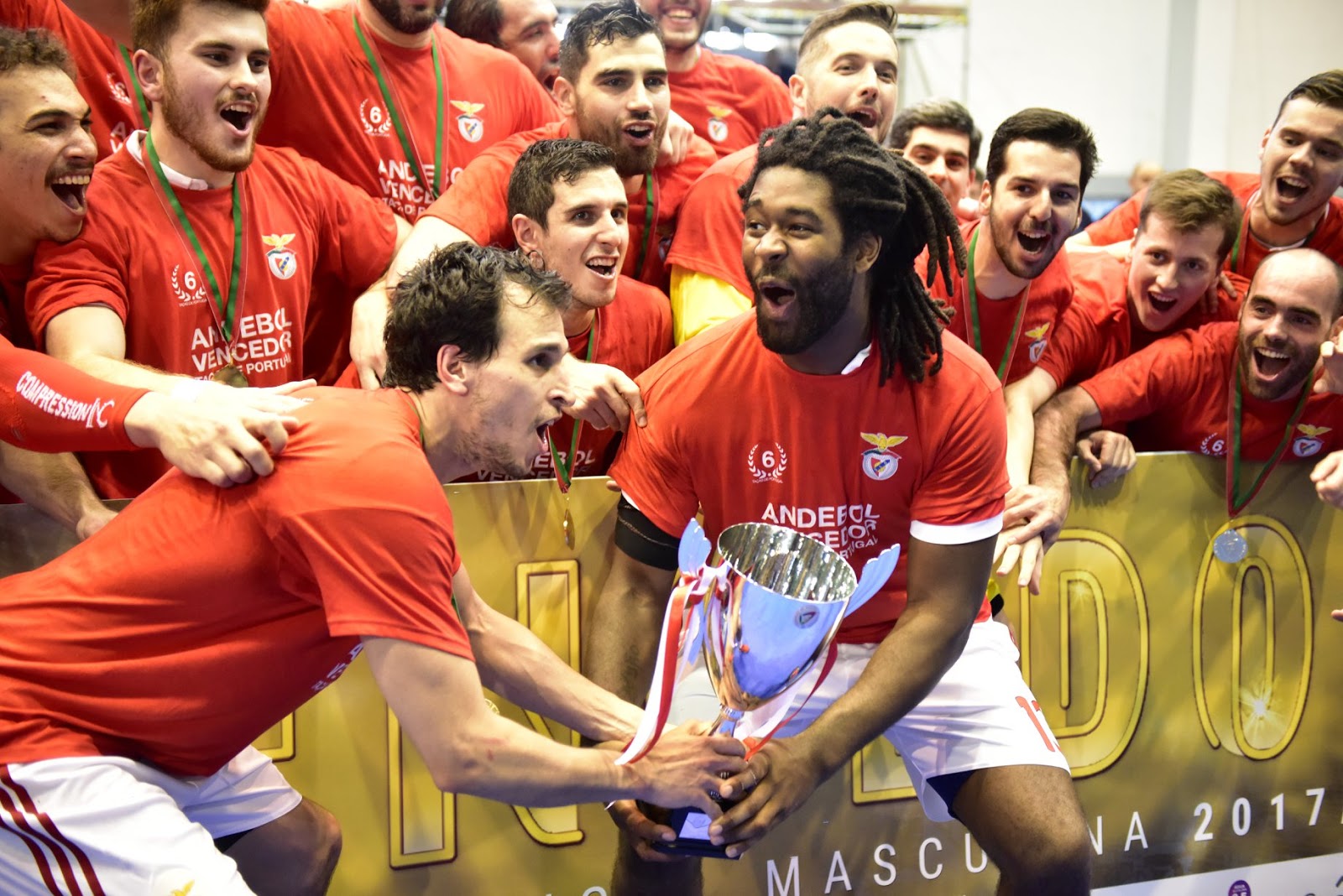 Benfica Eclético: Está conquistada a 6ª Taça de Portugal de Andebol!