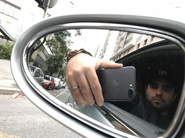 شاهد الرفاهية عند بشار الأسد ورفقائه السياسيين في سياراتهم الفاخرة وهم يتمتعون بوقتهم خارج سوريا (24 صورة) شاهد الرفاهية عند بشار الأسد ورفقائه السياسيين في سياراتهم الفاخرة وهم يتمتعون بوقتهم خارج سوريا (24 صورة)