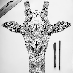 12-Zentangle-giraffe-Tobias-www-designstack-co