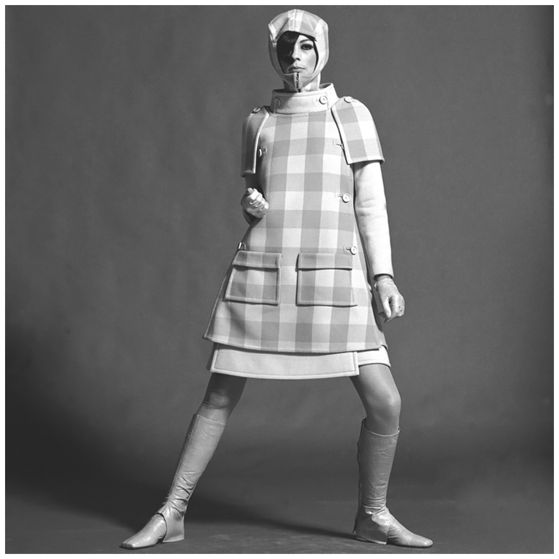 Space Age Fashion: Futuristic and Stunning Designs by André Courrèges from  the 1960s - Rare Historical Photos