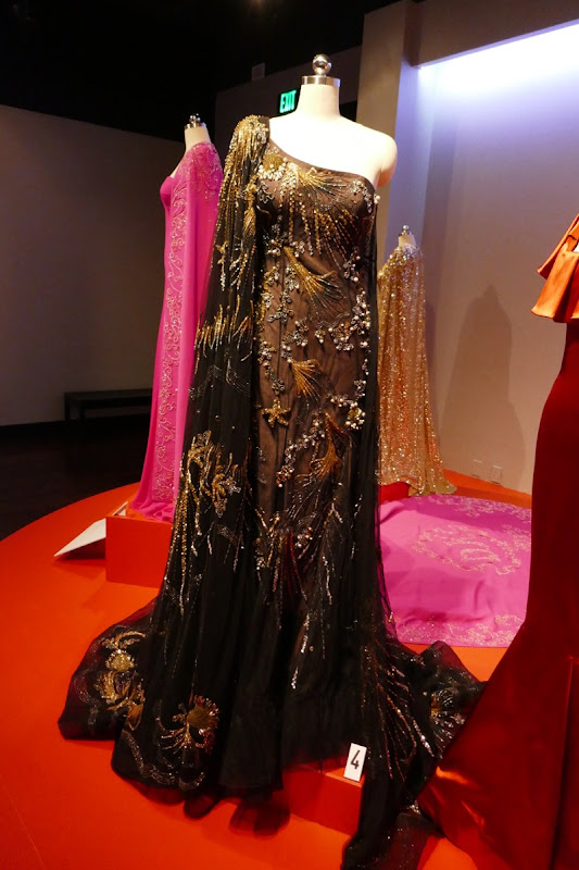 Ocean's 8 movie costumes on display... | LaptrinhX / News
