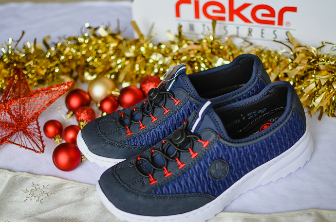 outdoorsy family gift guide, Reiker trainers