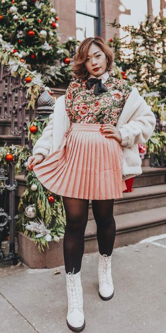 From casual outfits for family reunions to crazy trendy party outfits, we've got your back see these 24 Best Christmas Outfits You Can Shop this Holiday Season. | Skirt Outfits | #christmas #holiday #newyear #skirt