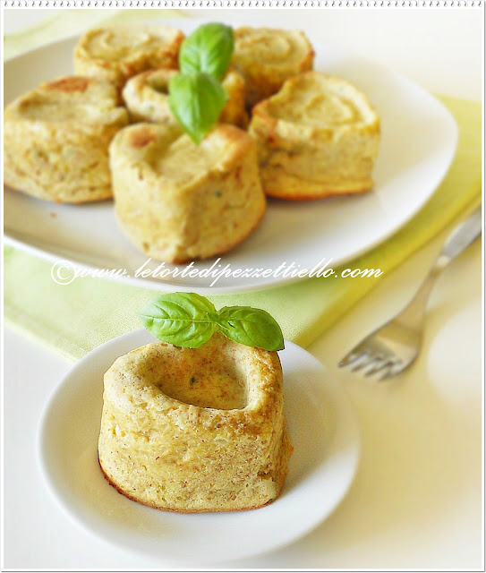 Cuori tortini salati di ricotta