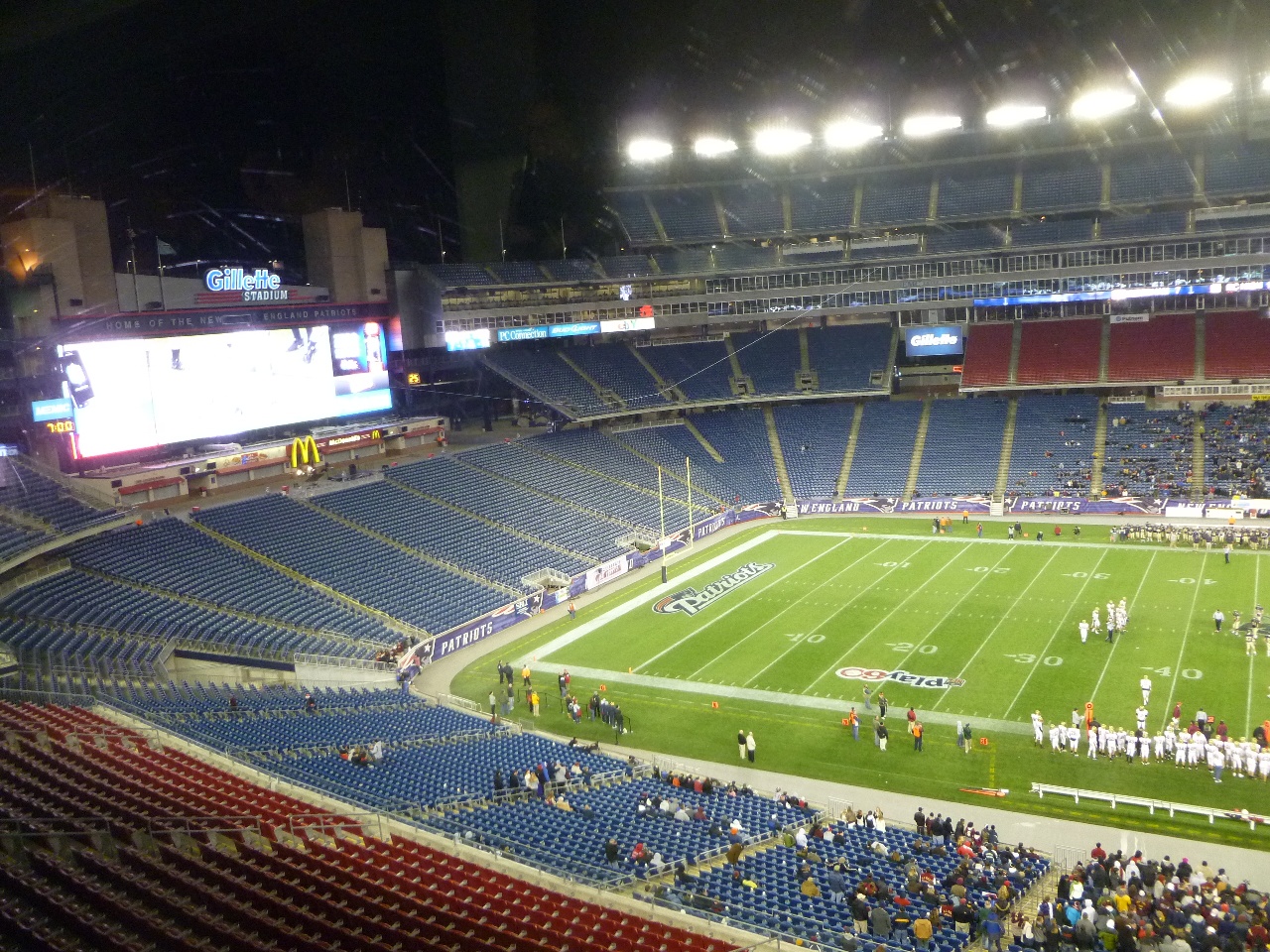 Evan and Lauren's Cool Blog 12/4/11 Gillette Stadium Tour for the