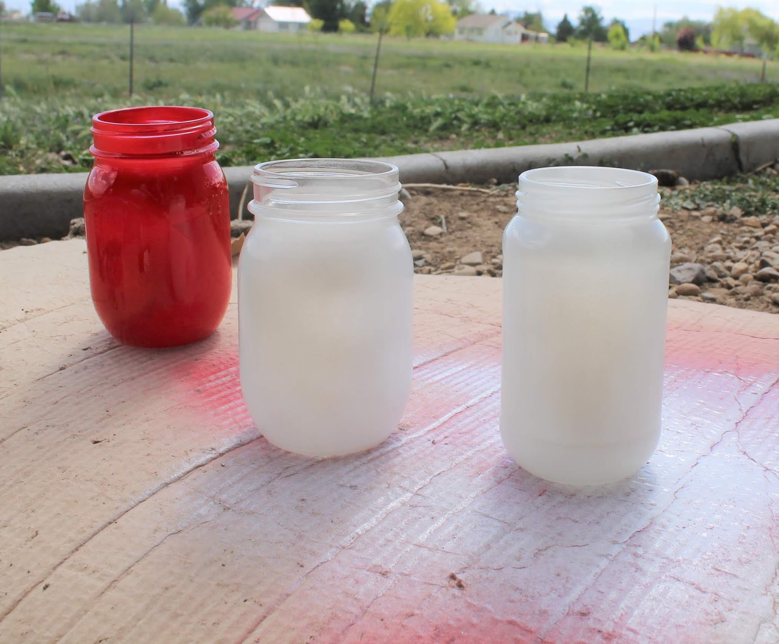 How to Spray Paint a Mason Jar in 6 Easy Steps Sew Simple Home