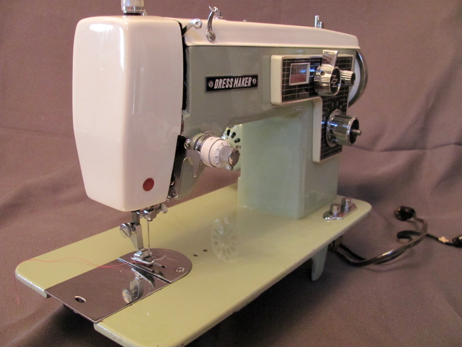 The Sewing Machine Rescue Dressmaker 205 White or Dial n Sew Sewing