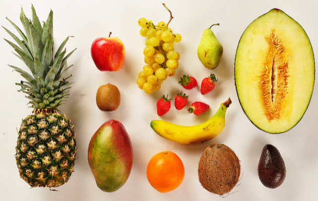 ¿Es bueno comer fruta en la noche?