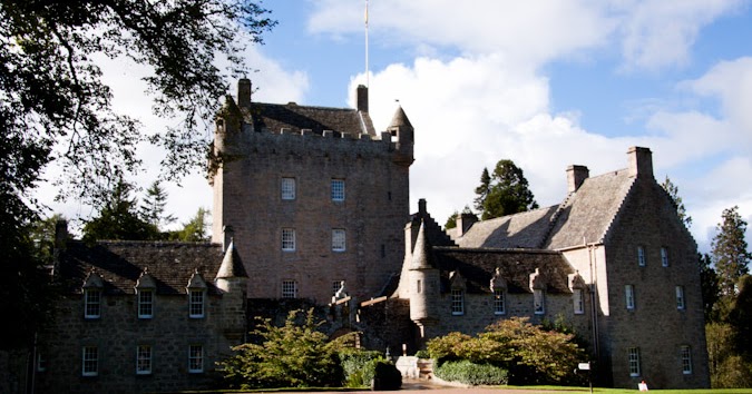 Peach and Thistle: Cawdor Castle: Over 600 Years of Mystery and Legend...