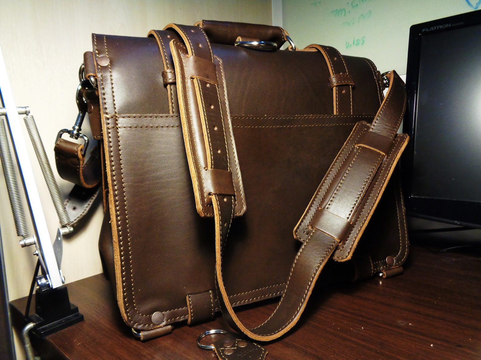 半支煙 pt 二 Saddleback Leather Classic Briefcase.