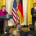 Obama dijo a Merkel que aún no ha decidido enviar armas letales a Ucrania