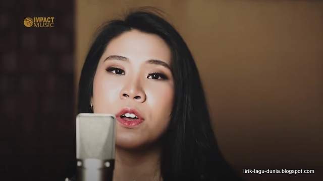 Lirik Lagu Tuhan Selalu Menolongku - Clarisa Dewi | Lirik Lagu Dunia