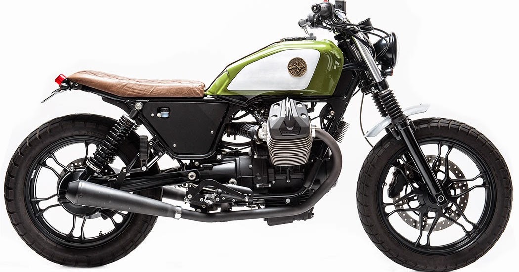 Moto Guzzi v7 девушка