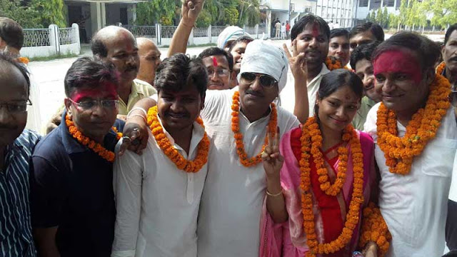 गरिमा सिकारिया बनी बेतिया की नई सभापति और मो०कयूम उपसभापति.. 1 गरिमा सिकारिया बनी बेतिया की नई सभापति और मो०कयूम उपसभापति.. 1