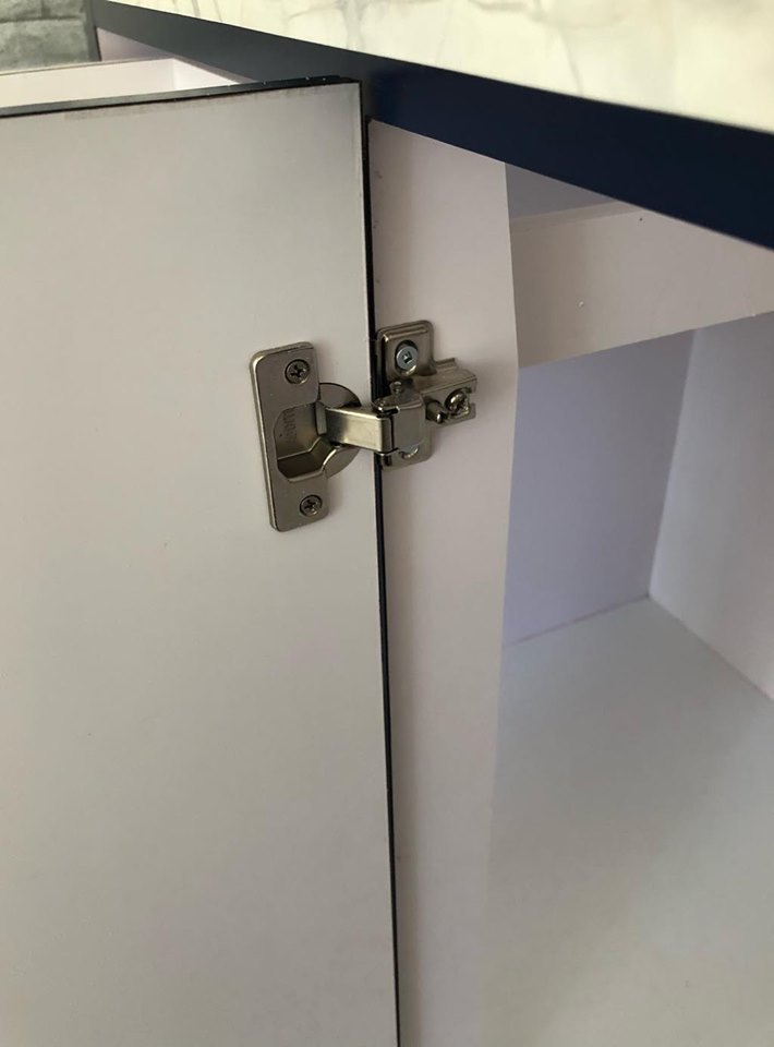 Gabinete azul navy de 6 ` pies en pvc