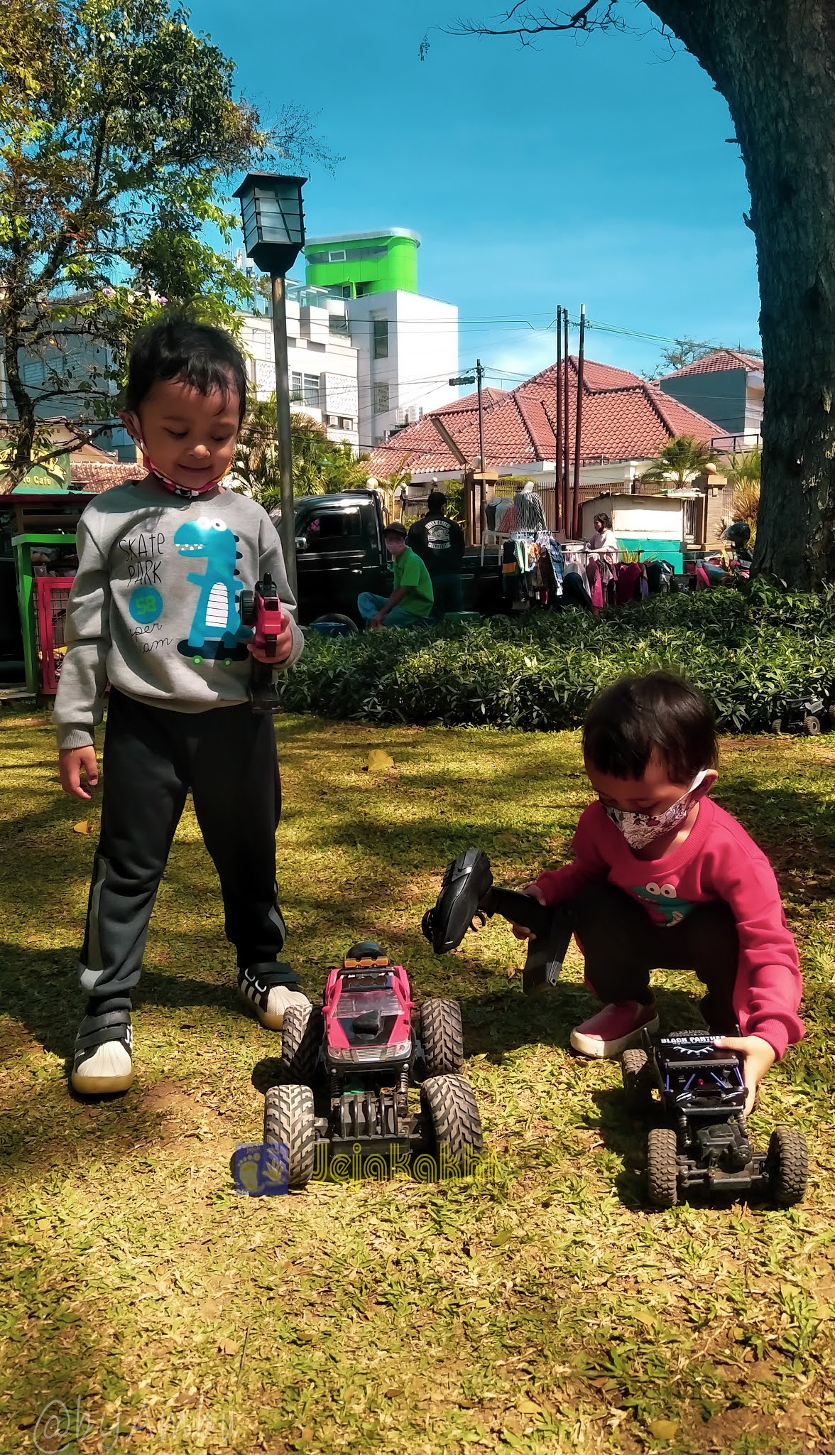 Jalan-jalan Santai di Cibeunying Park Bandung