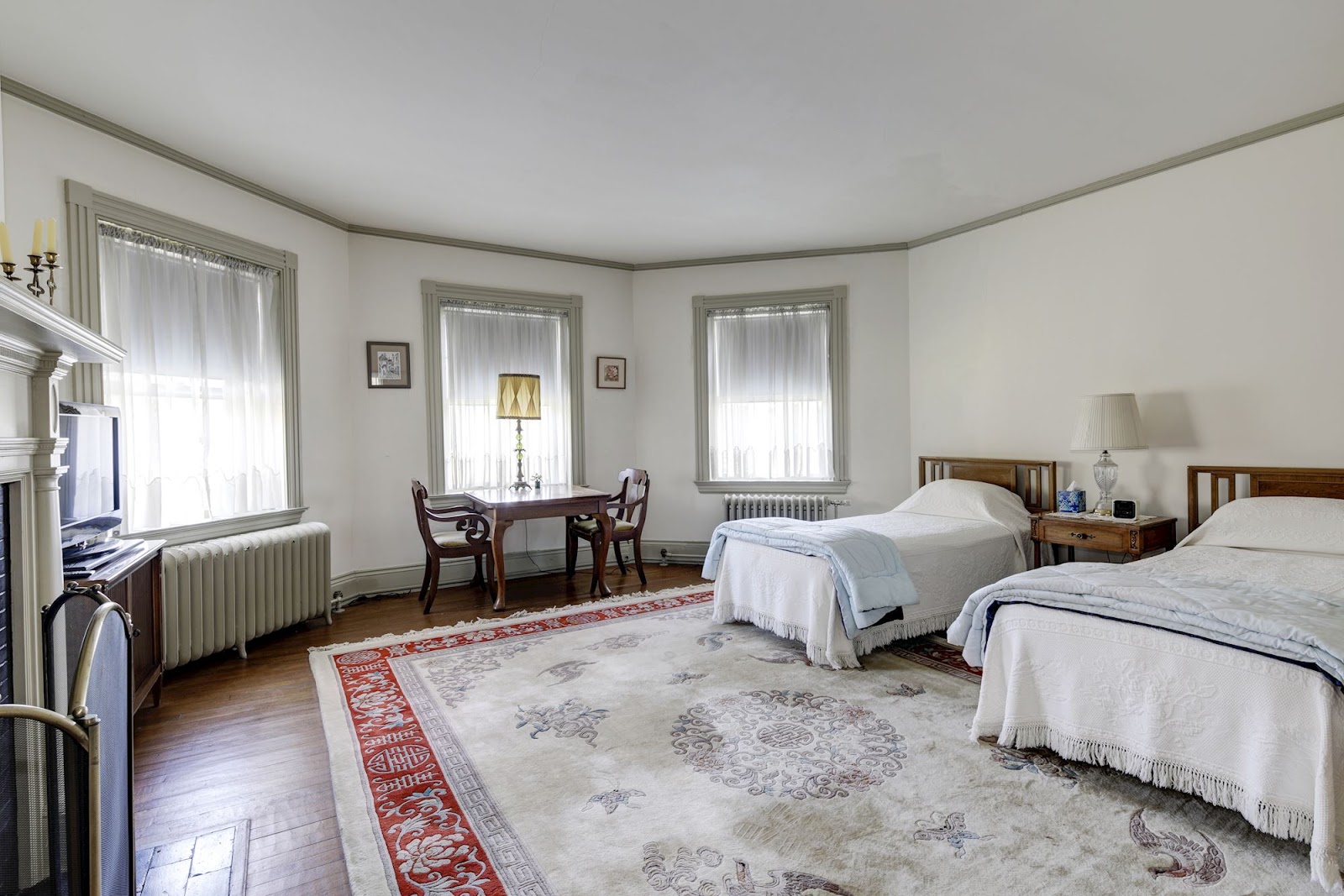 Sweet House Dreams Oakdale, 1838 Brick Greek Revival Mansion in