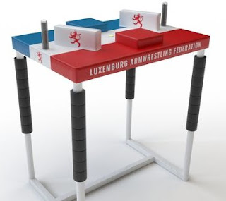 【値下げ】公式サイズ　アームレスリング台 値下げ】公式サイズ アームレスリング台 値下げ】公式サイズ