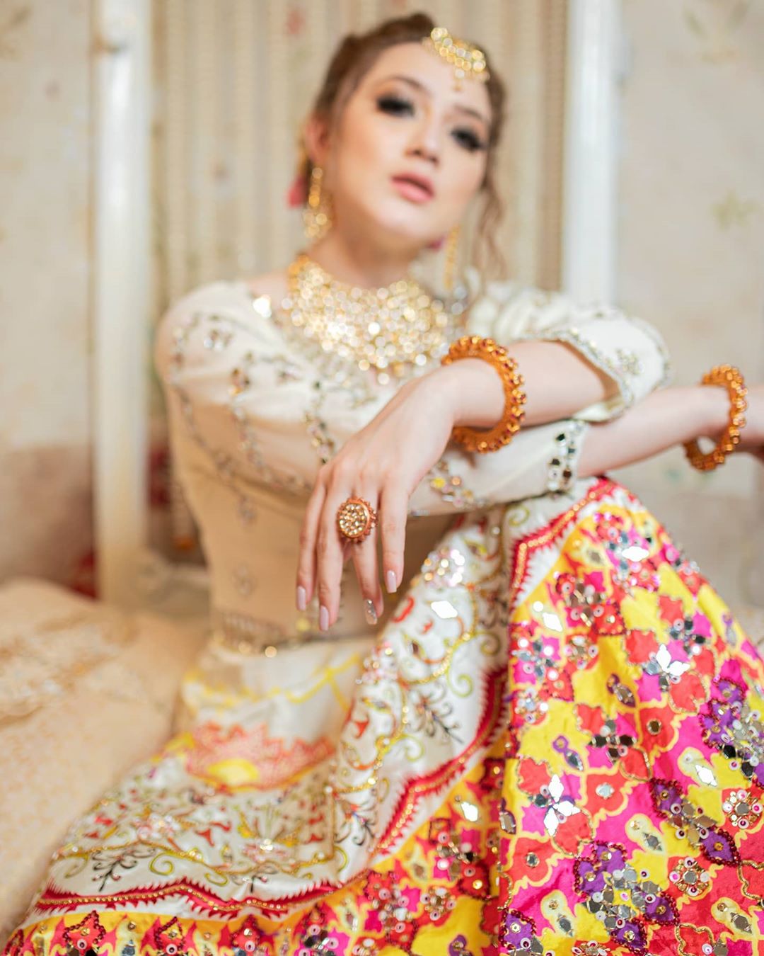 Ehd-e-Wafa Actress Momina Iqbal Majestic Looks from Bridal Photo Shoot Ehd-e-Wafa Actress Momina Iqbal Majestic Looks from Bridal Photo Shoot