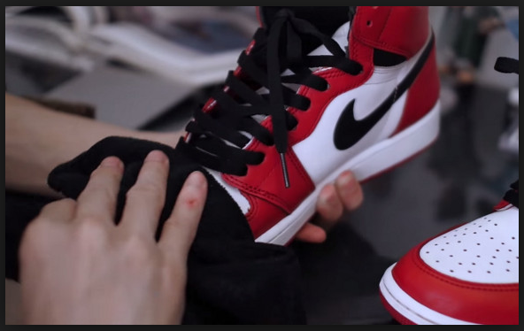 motivasikoe Tips Cara Bersihkan Sepatu Sneakers Dengan