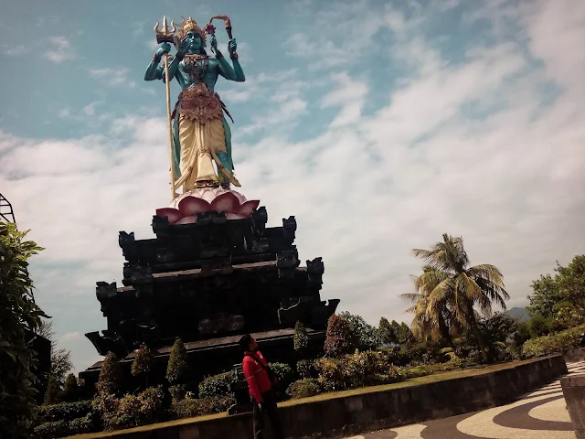 Objek Wisata Taman Siwa Gilimanuk Bali