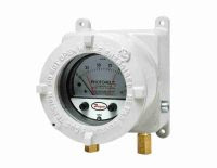 Dwyer Series AT23000MR/3000MRS Photohelic® Switch/Gage