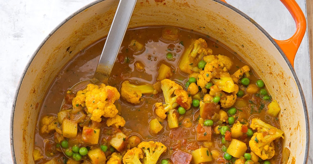 The Writing Corner: Aloo Ghobi Chana Masala (Curry with Potatoes ...