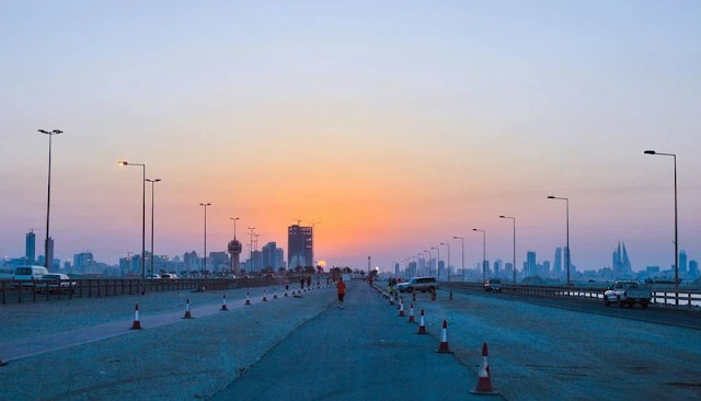 Gambar Pemandangan sore hari di Negara Bahrein