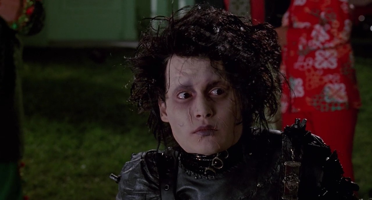 Edward руки ножницы. герой руки ножницы. джонни депп 1990 эдвард руки ножницы. герой руки ножницы. эдвард руки-ножницы фильм 1990.
