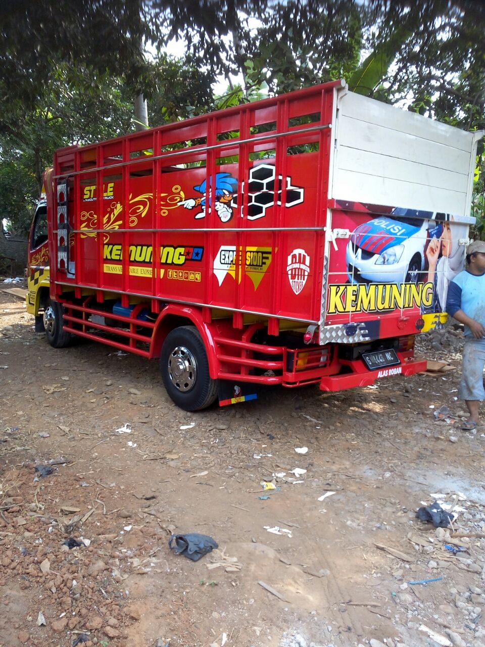  KAROSERI  bak  truck KMJ Karya Muda Jaya SUBAH