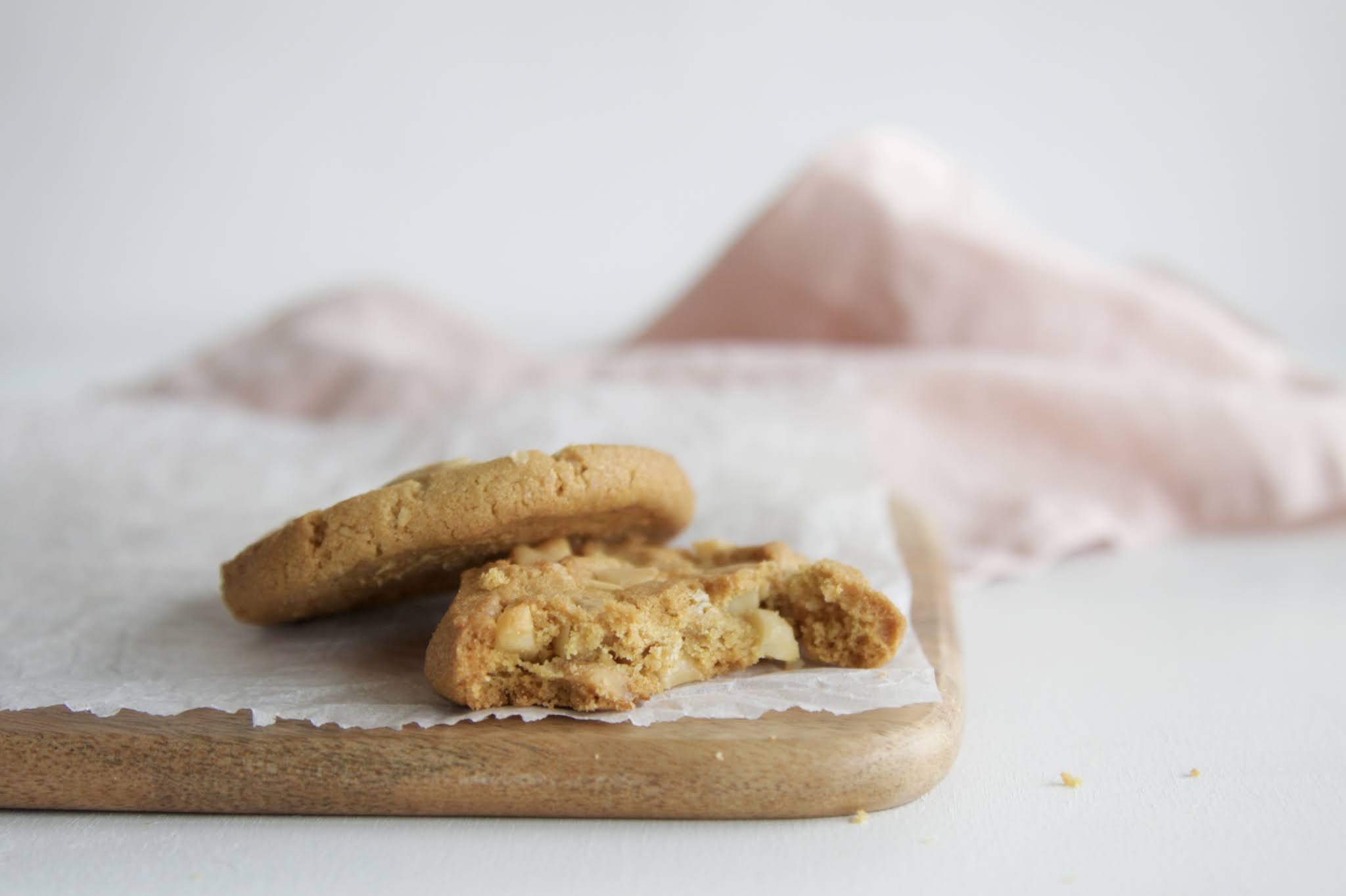 Macadamia Caramel Cookies NIEMI