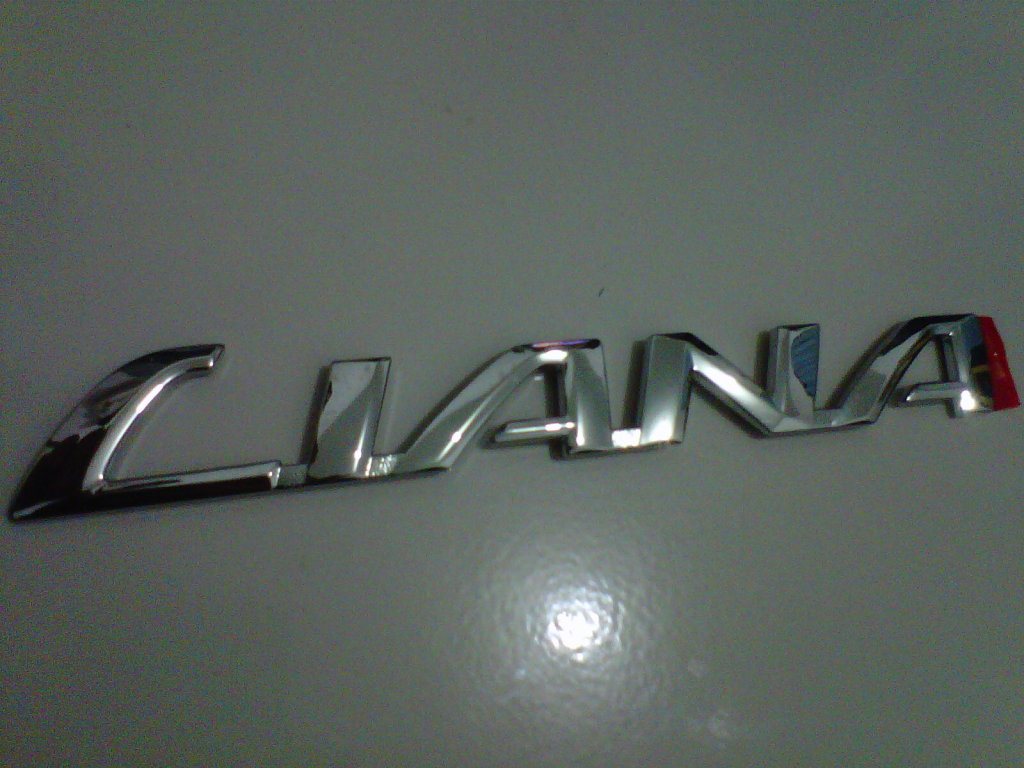 {oopsadhit} Pasang emblem LIANA versi JDM pada Suzuki Aerio