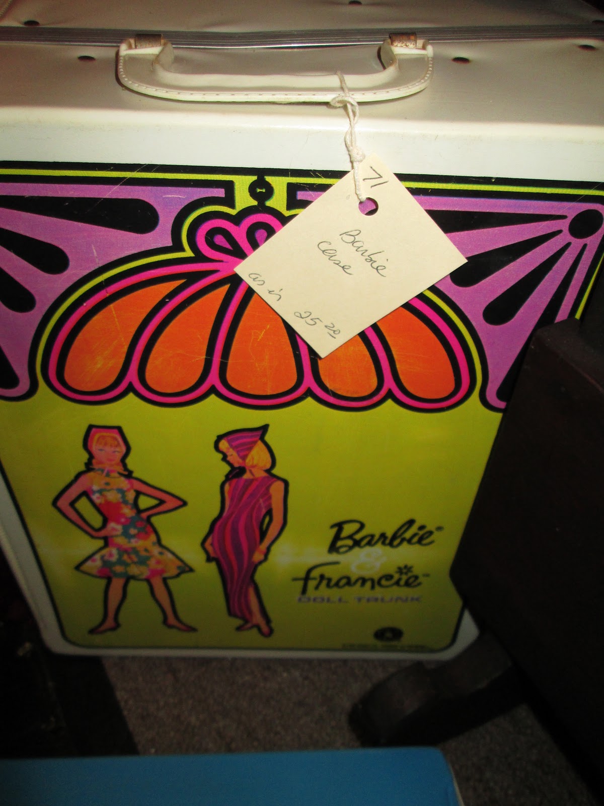 SCRANBERRY COOP : Vintage Barbie Doll Cases