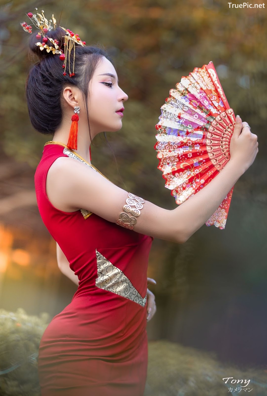 Image-Thailand-Hot-Model-Janet-Kanokwan-Saesim-Sexy-Chinese-Girl-Red-Dress-Traditional-TruePic.net- Picture-38