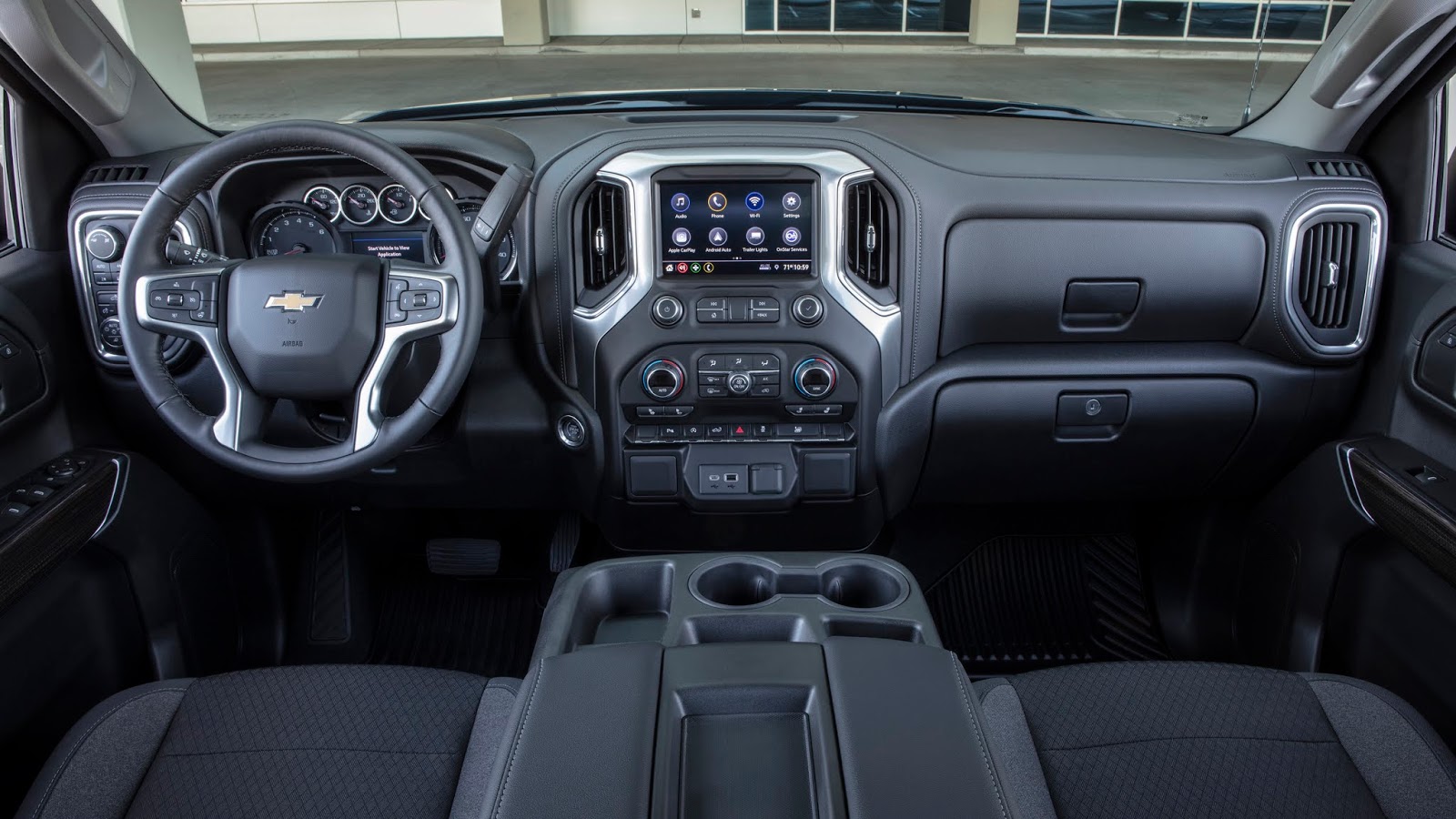 Chevrolet Silverado Interior.