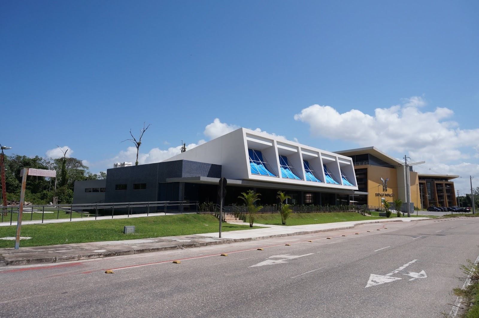 meia dois nove Restaurante do Parque de Ciência e Tecnologia Guamá