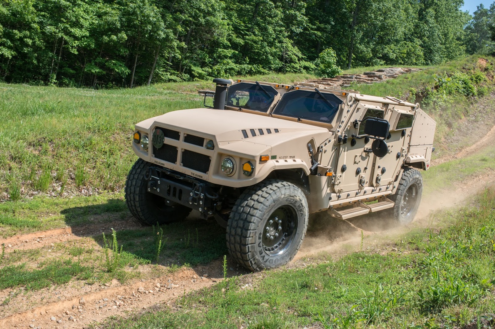 Броневик США Локхид Мартин JLTV