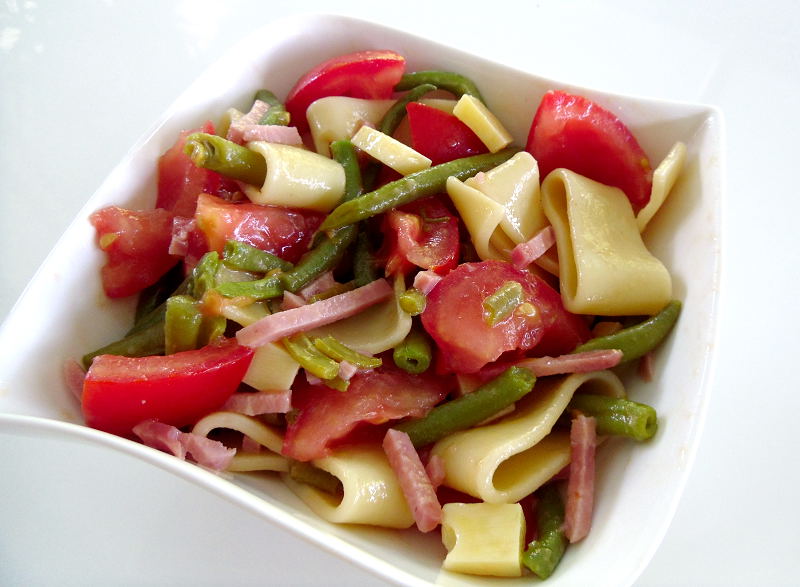 Gourmande ou passionnée... Salade de pâtes aux haricots verts, tomates