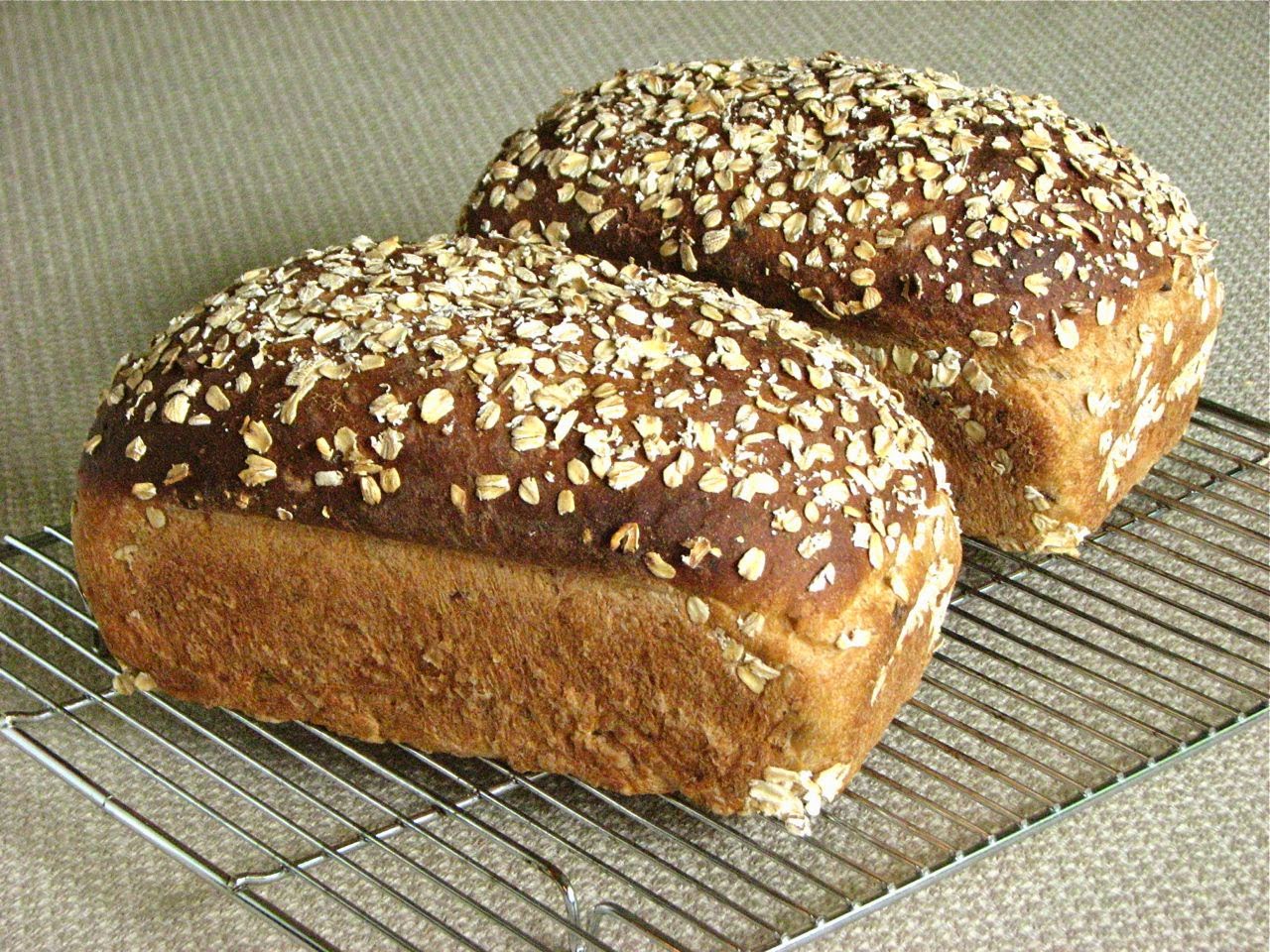 Delectably Mine Oat Bread with Dried Fruit and Almonds