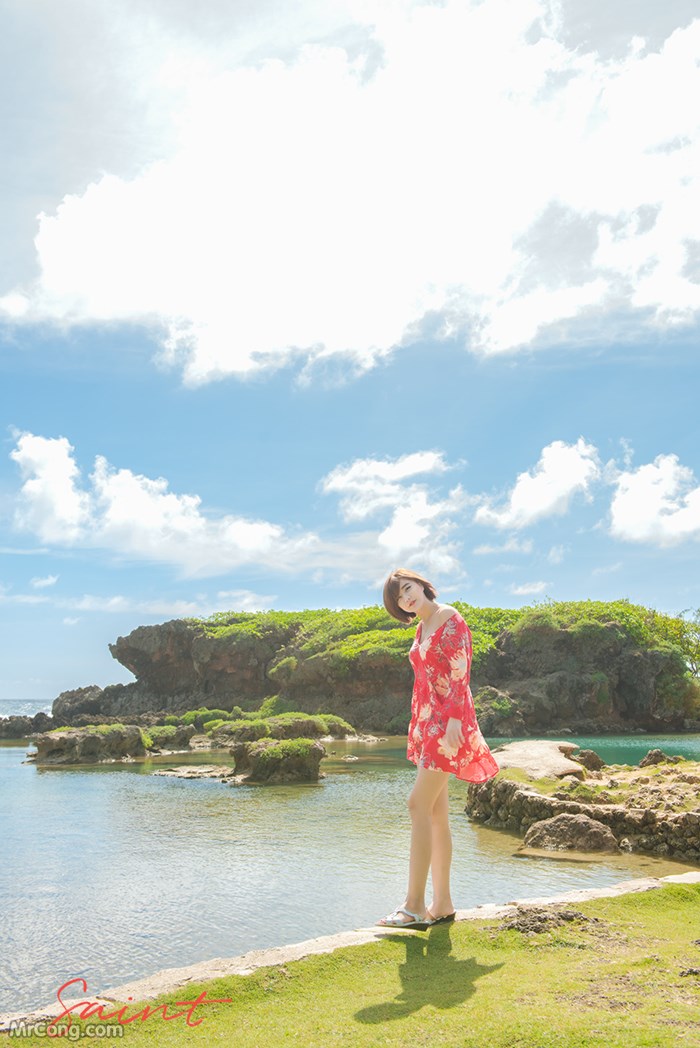 Ryu Ji Hye hot sexy breeze with bathing suit 4/2017 (35 photos)