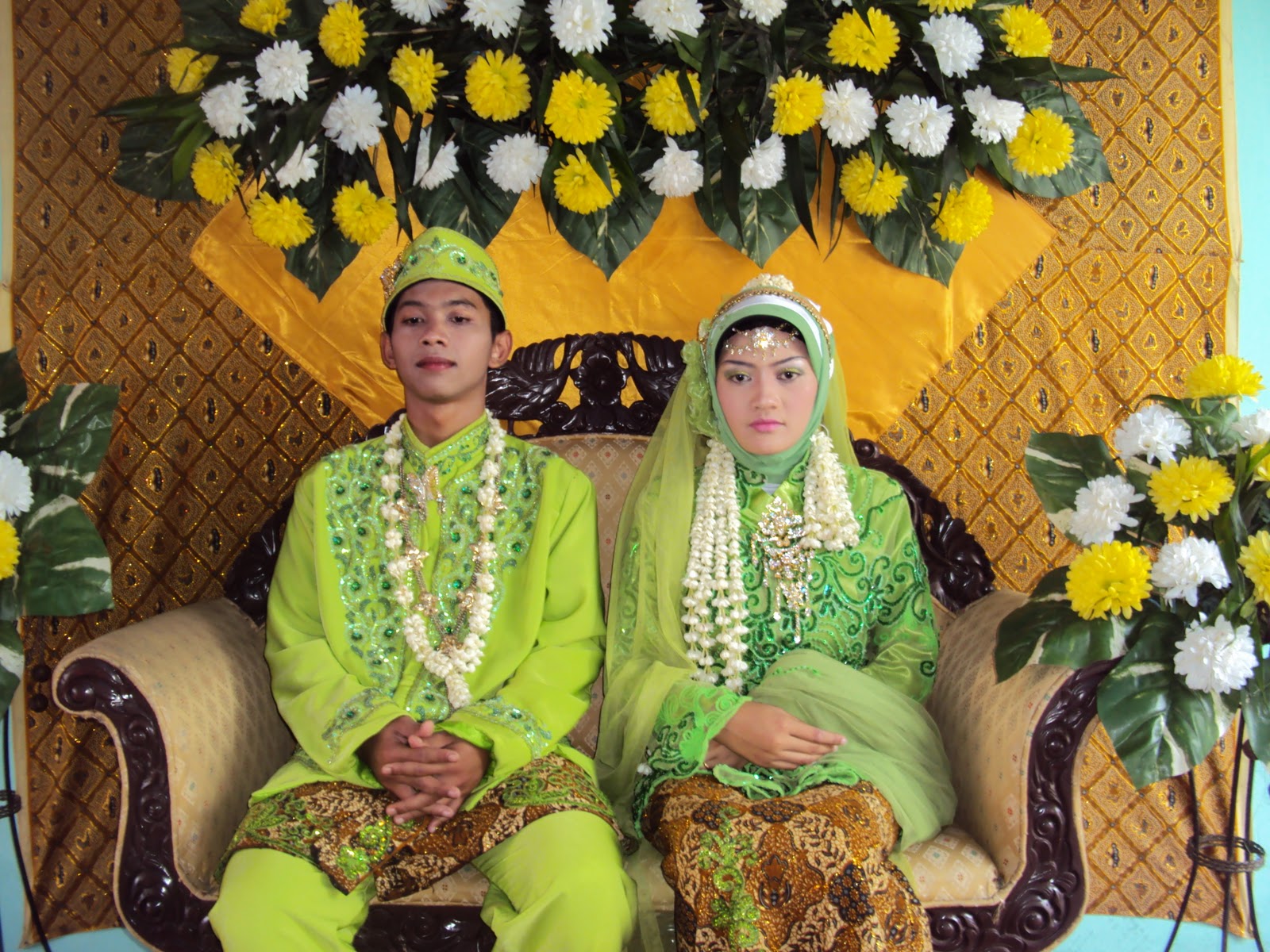 Hukum Memakai Cincin Kawin Bagi Pria - As�ad Collection